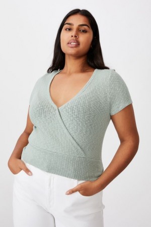 Camiseta Cotton On Curve Tonya V Cross Over Corta Sleeve Mujer Verde | MDw76BLmlDC