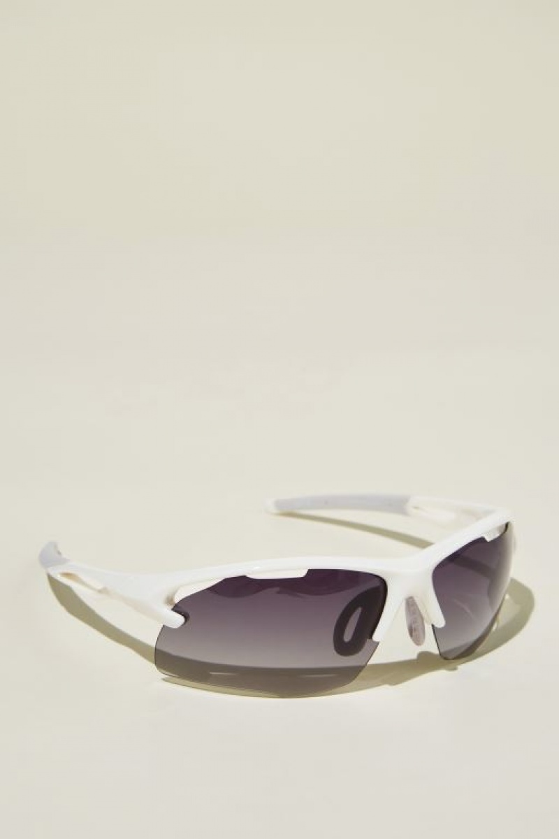 Gafas de Sol Cotton On The Accelerate Polarized Hombre Blancas Gris | UXKsmVYWhZM